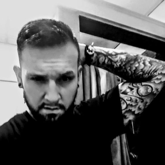 Meet your Posher, Nick - Picture 1 of 1